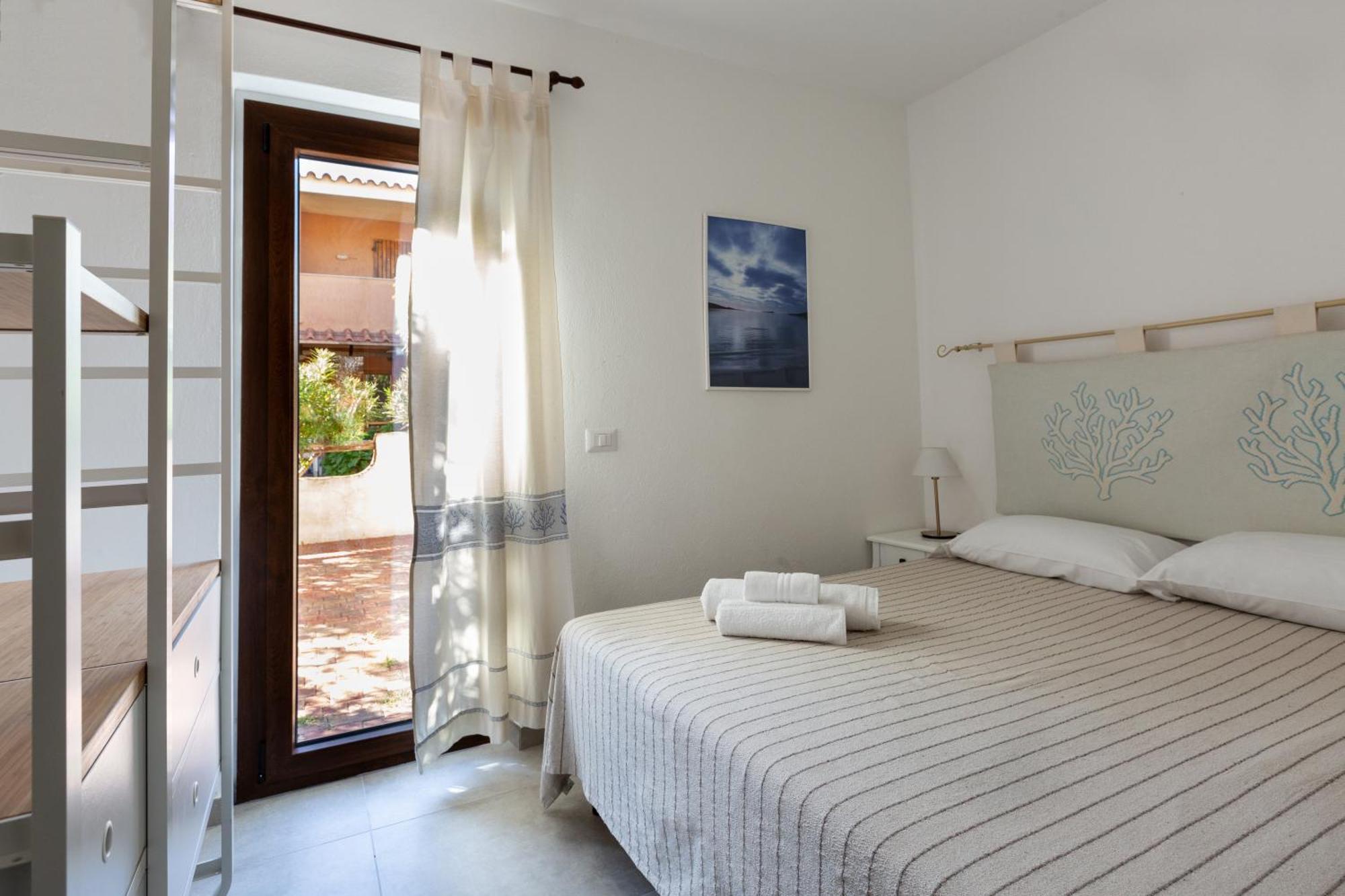 Residence Il Melograno San Teodoro  Exterior photo